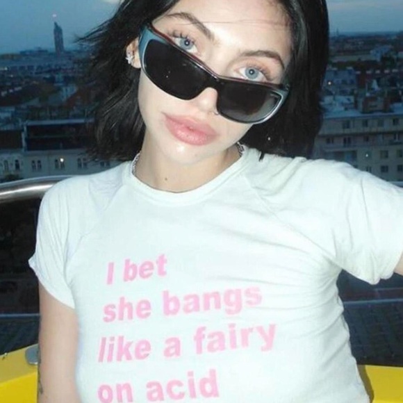 Fairy on acid T-shirt 🧚‍♀️ - Picture 2 of 2